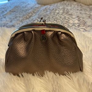 Victory Secret New Cosmetic Bag or Money Bag. Snap Closure